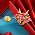 Lindo broche esmaltado de dragón chino rojo oro aleación insignia de dibujos animados - CZ0082 rojo