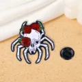 Broche émaillée crâne araignée d'Halloween avec roses rouges, badge créatif en métal gothique. - Style Crâne Araignée Rose (CZ0181-2)