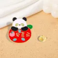 Süßer Panda Emailliste Anstecknadel Brosche mit chinesischen Zeichen, kreatives Metall Revers Abzeichen. - Panda Freude