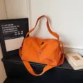 Sac de voyage sport orange pour femme, sac de sport imperméable avec bandoulière réglable. - Orange