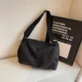 Black casual large capacity travel bag, sports gym yoga duffel shoulder bag for women. - Black