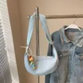 Lässige hellblaue Canvas Knödel Umhängetasche, stylische Schultertasche für Damen Pendeln - Blau + Kleines Mädchen