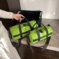 Kleine groene cylindrische sporttas, waterdichte fitness duffel bag voor vrouwen, schoudertas. - S / Groen