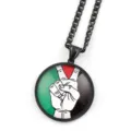 Collana con bandiera della Palestina e pendente in vetro con catena nera gioiello. - Nero A