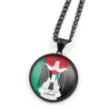 Collier pendentif cabochon en verre drapeau Palestine avec chaîne en métal noir et monture. - Noir B