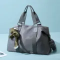 Grosse graue Reise-Duffeltasche leichte Fitness Sportgepäck Tasche mit süssem Frosch Anhänger - Grau