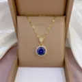 Goldfarbene Halskette mit rundem blauen Zirkon Anhänger, elegante Damen Schlüsselbeinkette. - Runder Blauer Zirkonia Stil (X0437-3)