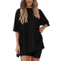 Locker sitzendes, einfarbiges Sommer-Set aus Kurzarmshirt und passenden Shorts für Damen. - S / Oberteil und Unterteil / Schwarz