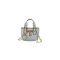 Mädchen kleine Umhängetasche hellblau PU Leder Handtasche mit Goldketten Beschlag. - Blau