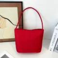 Bolso de hombro de nylon rojo, bolso casual de axila para mujer, cartera elegante impermeable. - Fondo Espesado Con Letras / S / Burdeos