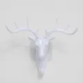 Patère murale tête de cerf blanche, crochet animal décoratif 18.5x17cm pour le salon. - Style Renne / Blanc