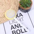 Exfoliante de pies en piruleta removedor de callos con piedra pómez para cuidado de pies. - Amarillo