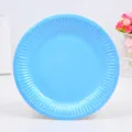 Hellblauer Einweg-Pappteller für Geburtstagsparty, Kinder-DIY-Malerei und Grillen. - Hellblau