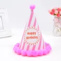 Cappello di compleanno a righe rosa con pon-pon di peluche, simpatico cappello da festa per tutti. - Rosa a Righe