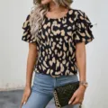 Damen Leopard Print Rüschen Kurzarm Bluse lässig Rundhals Sommer stylisches Top Hemd - S / Schwarzes Leopardenmuster