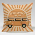 Federa per cuscino retro Groovy Bus, design vintage raggi di sole copricuscino decorativo. - Federa in Pelle di Pesca Monolaterale / BZ202406025-1