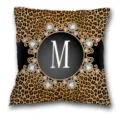 Housse de coussin leopard avec lettre M, taie d'oreiller decorative elegante pour salon. - Housse de Coussin Peau de Pêche Unilatérale Sans Noyau 45x45cm