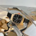 Quadratische Damenuhr Quarz mit Weizenmuster Lünette und schwarzem Mesh Magnetarmband. - Schwarz