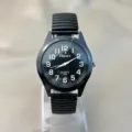Schwarze Quarzuhr mit flexiblem Metallarmband, schlichtes Freizeituhr Modell für den Alltag. - Herrenstil / Schwarz