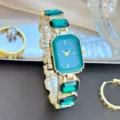 Elegante smaragdgrüne quadratische Damenuhr mit edlem Armband, Luxus Mode Armbanduhr. - Smaragd