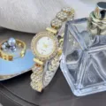 Women rhinestone quartz watch luxury crystal bracelet fashion alloy gift wristwatch sparkling. - White