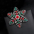 Weihnachten Schneeflocke Kristall Brosche Strass Legierung Mode Anstecknadel Schmuck - Strahlende Schneeflocke Stil (YNCP4751)