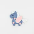 Llavero de bolso de cuero de unicornio azul lindo con alas rosadas y detalles finos. - Azul