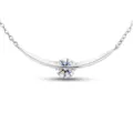 Elegante Halskette aus S925 Sterlingsilber mit einem schwebenden Moissanit-Stein - Lächelnder Bogen-Stil (FDDZ-154) / Weißer Moissanit / Weißgold
