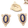 Ciondolo religioso a doppio foro in strass smalto blu oro KC accessori per gioielli fai da te. - Stile Vergine Maria Ovale 3 Fori Oro KC Strass Bianchi (15293) / 1 Pezzo (16x20mm) / Blu Reale