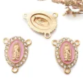 Lega dorata smalto rosa strass ciondolo Vergine Maria componente per gioielli fai da te 1pz - Stile Vergine Maria Ovale 3 Fori Oro KC Strass Bianchi (15295) / 1 Pezzo (16x20mm) / Fondotinta