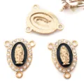 Connettori per rosario strass Madonna dorato componenti per creazione gioielli fai da te - Stile Vergine Maria Ovale 3 Fori Oro KC Strass Bianchi (15297) / 1 Pezzo (16x20mm) / Base Nera