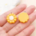 Hars gele bloem hangers schattige DIY sieraden accessoires voor handgemaakte knutselprojecten. - Geel Hars Vrucht Maïs (24378)