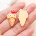 Leuke hars ijshoorntje bedels voor DIY sieraden maken, schattige miniatuur voeding. - Geel Hars Aardbeien Ijsje (24548)