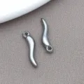 Pendentifs piment en acier inoxydable breloques corne argentées bijoux faits main 2pcs - Acier Inoxydable Argent Petit Lisse (T2860)