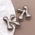 Breloques de bijoux DIY lettres bulles 3D en acier inoxydable, pendentifs alphabet en métal. - Style Lettre K (T3096-K) / 1 Pièce (16x18x6mm) / Acier