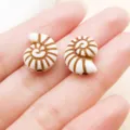 White brown acrylic conch shell charms beads for DIY handmade jewelry accessories crafting variant - Brown Sea Snail Shell (27354) / 1-Piece Pack (15x13mm)