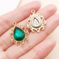 Tränenglas Edelstein Anhänger, vintage hohle Spitze Metall Charms für DIY Schmuckherstellung. - Hohlspitzen Wassertropfen (27515) / 1er-Pack (24x18mm) / Grün