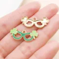 Green shamrock glasses enamel alloy pendant charm for DIY jewelry making variant. - Green Enamel Clover Glasses (27261)