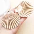 Acrylic white brown scallop shell pendant DIY handmade jewelry accessories charms set - Brown Ocean Shell (27403)
