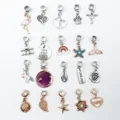 Set de abalorios colgantes DIY, accesorios de metal y resina con agujero grande para pulsera - Dijes Chapados en Oro (HK795) / 20 Piezas/Paquete / Dorado