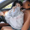 Sun protection face mask shawl and arm sleeves for women driving UV block ice silk gear - Black & White Porcelain Pattern