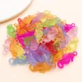 Pendentifs en acrylique translucide coloré en forme d'hippocampe pour bijoux DIY - 50 Pièces (32x13mm)