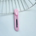 Rosa Mini-Cutter in Pastellfarbe, tragbares Taschenmesser für Büro, Schule und Bastelei. - OPP-Beutel / Rosa