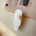 Mini brosse a cheveux blanche portable avec joli decor de poupee de dessin, outil de coiffure. - Chat