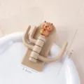 Süßer Kapibara Wandhaken mit 3 drehbaren Haken, starker Kleber, lochfreies Design für Schlüssel. - Capybara mit Rucksack