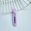 Mini cutter violet pastel, joli couteau de poche portable et ouvre-boite pour ecole. - Nouveau Violet