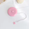 Mini metro a nastro retrattile rosa per corpo vita cucito strumento di misura portatile - confezione individuale / Rosa