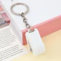 Mini tragbarer Hefter mit Schlüsselanhänger süß weißes Büro Schreibwaren Werkzeug. - Kuppel-Stil / Mit Schlüsselanhänger / Weiß