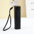 Tragbare schwarze Mini-Sprühflasche mit Band für Reisen, leere Tasche Parfüm und Toner Spender. - Tragemodell / Schwarz