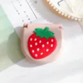Boîte de kit de couture mini portable avec design fraise 3D pour la maison et les voyages. - Fraise